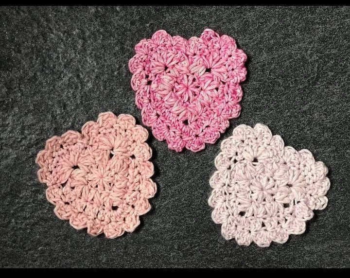 Crochet Pattern, Crochet Meadow Heart Coaster, Valentines Day, Crochet Heart, Ltkcuties, Crochet Vday, Crochet Coaster, DIGITAL DOWNLOAD PDF